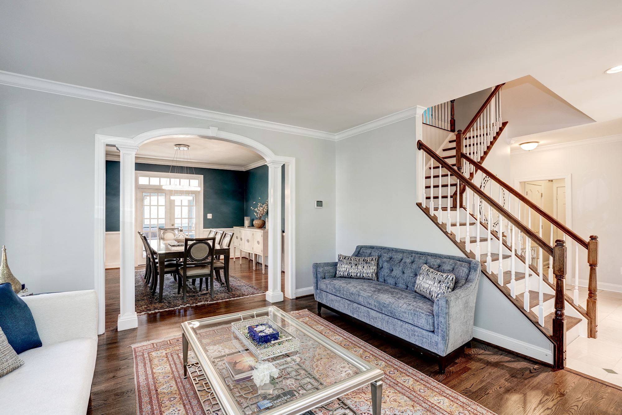 Colonial Home in Sully Estates